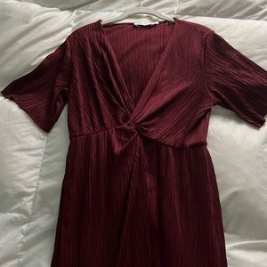 Maroon All in Favor dress, sz small, perfect for a spring wedding!